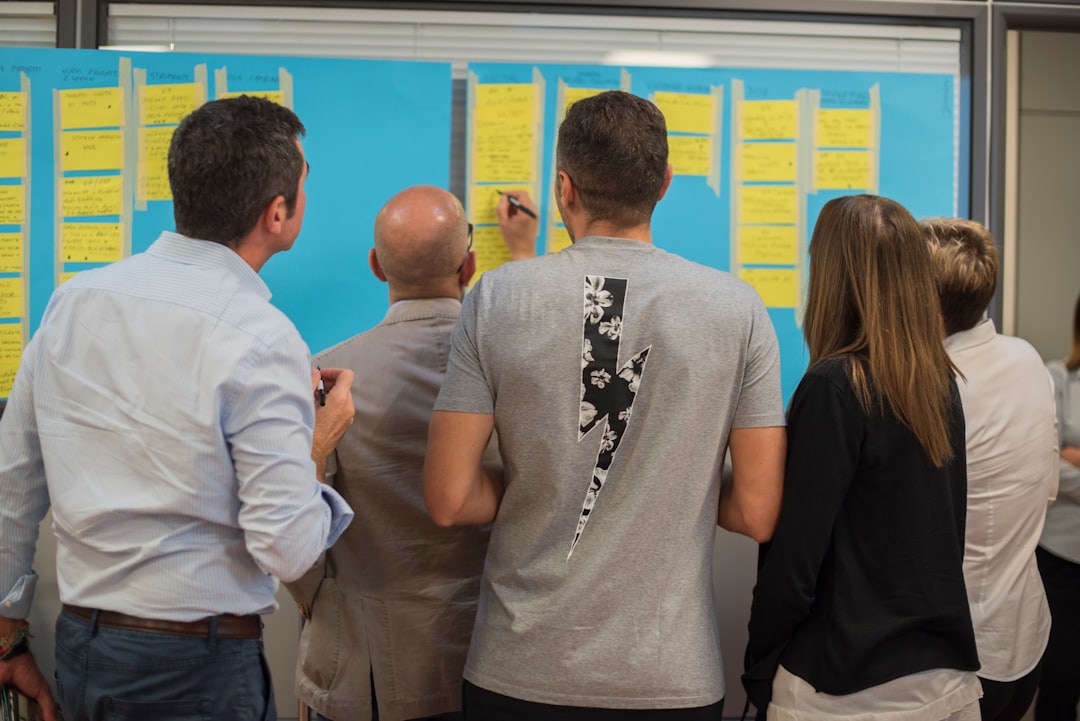 Agile en software sanitario regulado: AAMI TIR45, Scrum bajo IEC 62304 y cómo documentar compliance sin ralentizar sprints